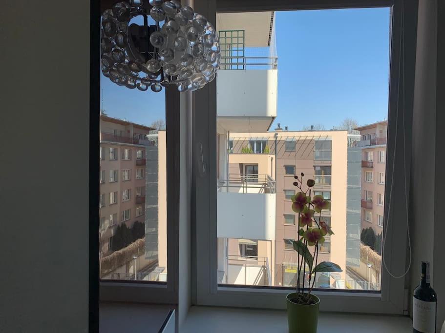 Family Modern Apartment 35M2-For Max 5 Persons كراكوفيا المظهر الخارجي الصورة